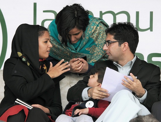 Former bureaucrat Shah Faesal along with Shehla Rashid, former student leader of JNU at the launch of their political party in Srinagar. (Photo: PTI)