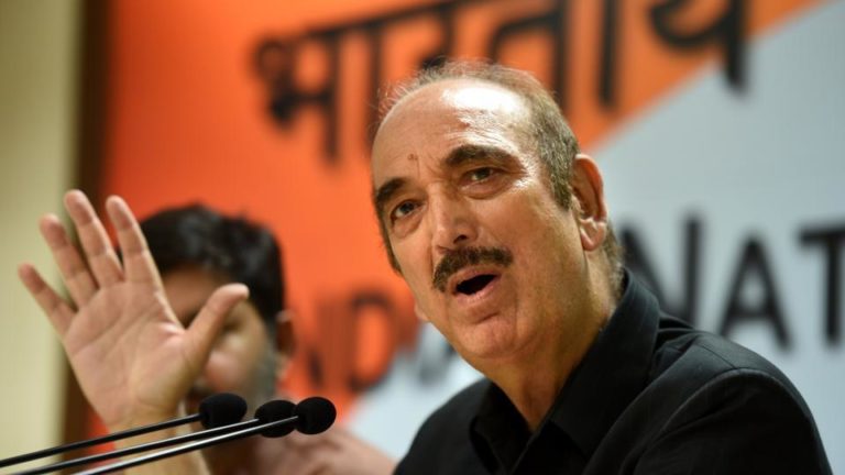 Congress politician Ghulam Nabi Azad