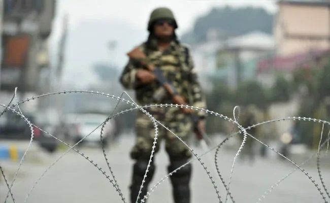 An Indian soldier stands guard in Kashmir Valley. (Representative Photo: PTI)