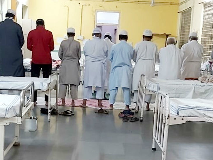 Tablighi Jamaat members at the quarantine facility after hundreds of them tested positive for Coronavirus.