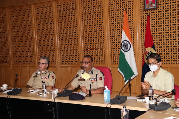 Dilbag Singh DGP, J&K Police with other senior police officers. (File Photo: News Intervention)