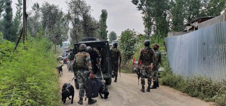 Indian security forces cordoned off the terrorist hideout at Ranbirgarh on the Srinagar-Bandipora Road in Srinagar on Saturday. Two terrorists were killed in the joint operation. (Photo: News Intervention)