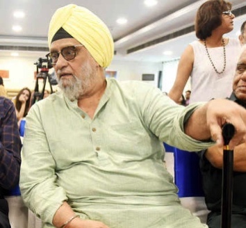 Indian cricketer Bishan Singh Bedi has resigned from the DDCA as a mark of protest against installation of the statue of former union minister Arun Jaitley at the Feroze Shah Kotla cricket stadium in New Delhi.