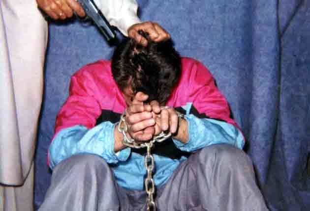 Wall Street Journal reporter Daniel Pearl in captivity of Pakistani terrorists.