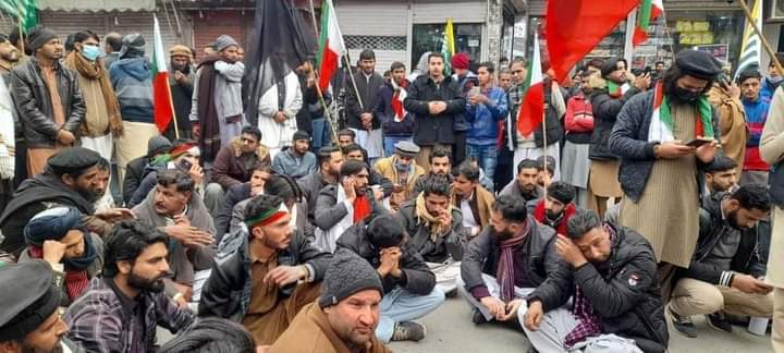 POK Kashmiris protest against Imran Khan Niazi's 'Kashmiri Solidarity Day' at Kotli in Pakistan-occupied Kashmir. (Photo: News Intervention)