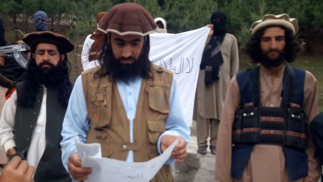 Radical islamic terrorist Habib-ur-Rehman addressing the locals in Gilgit-Baltistan. (Photo: News Intervention)