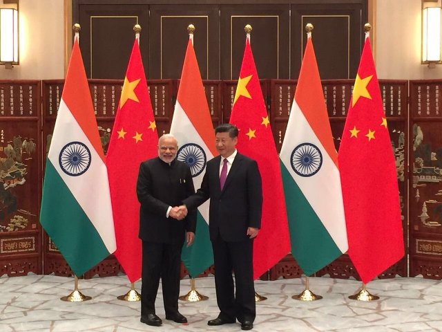 Prime Minister Narendra Modi with Chinese President Xi Jinping (File Photo)