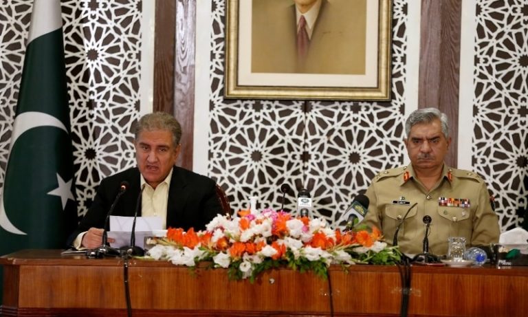 Pakistan’s Foreign Minister Shah Mahmood Qureshi (left) and DG-ISPR Major General Babar Iftikhar (right) during a joint press conference at Islamabad, Pakistan, on November 14, 2020 (Photo: AP )