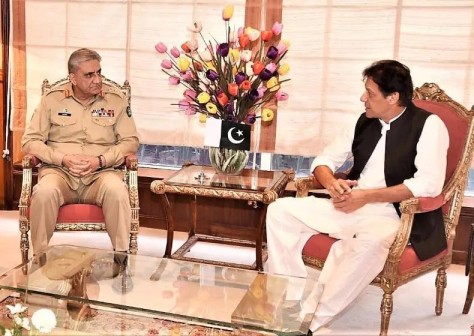 Pakistan Army Chief Gen. Qamar Javed Bajwa (left) along with Pakistan's former PM Imran Khan (right). (Photo: News Intervention)