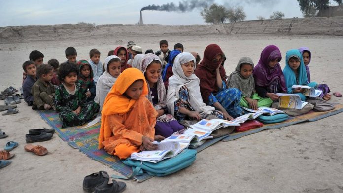 children dropping out from schools in Pakistan