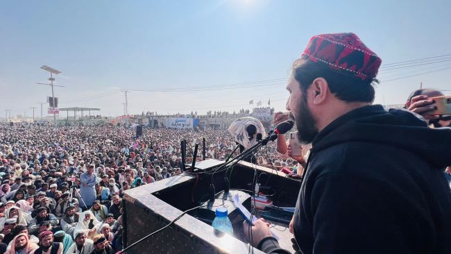 PTM Chief criticizes Pak media bias in Chaman protest & Baloch struggle