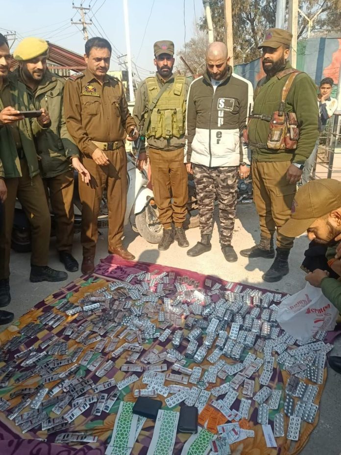 Drug peddler caught in J&K