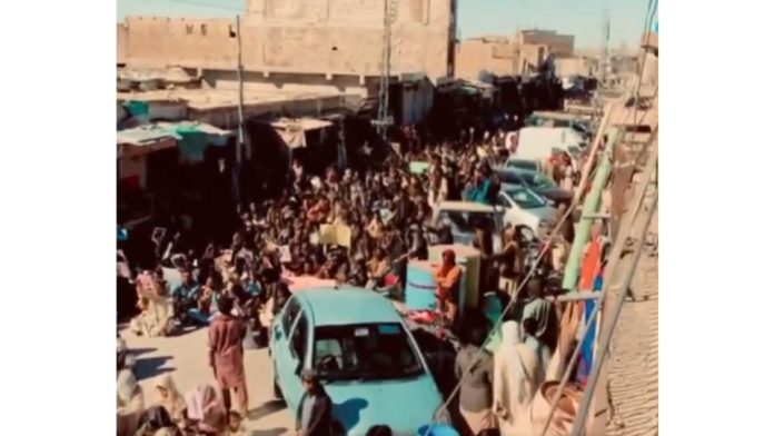 Protest in Kharan & Noshki on call of Baloch Yakjehti Committee.