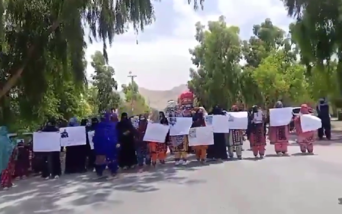 Family of missing Baloch youth blocks highway in protest in Khuzdar