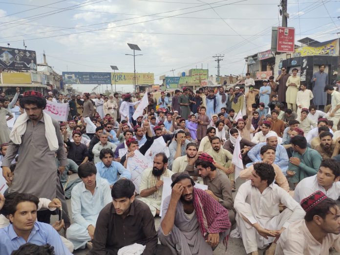 pashtum rally against pak army