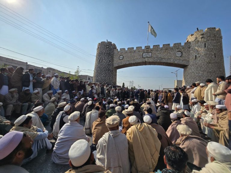 Pashtuns hold grand meeting in Jamrud, demands release of Malik Naseer Afridi