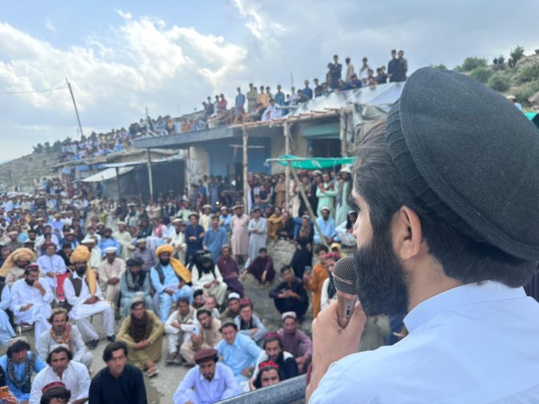 Pakistani regime arrests PTM leaders during Pashtun peace march