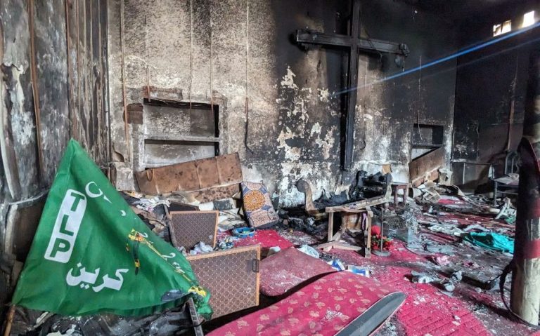 Tehreek-e-Labbaik clashes with Pak ‘establishment’ in Lahore over ‘Gaza Deal’